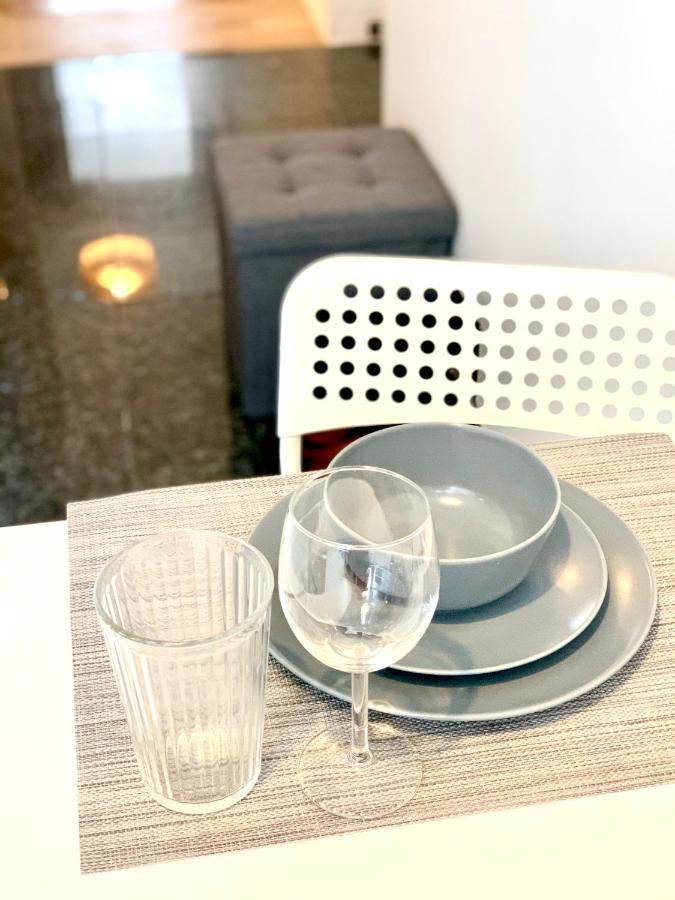 Urban City Retreat - By Nahuen Suites Graz Luaran gambar