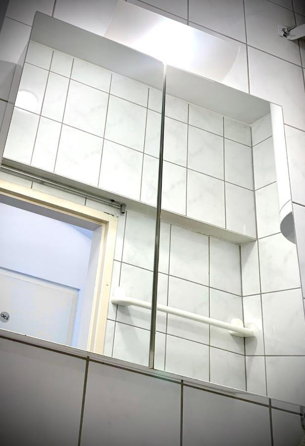 Urban City Retreat - By Nahuen Suites Graz Luaran gambar