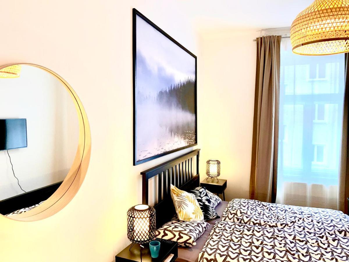 Urban City Retreat - By Nahuen Suites Graz Luaran gambar