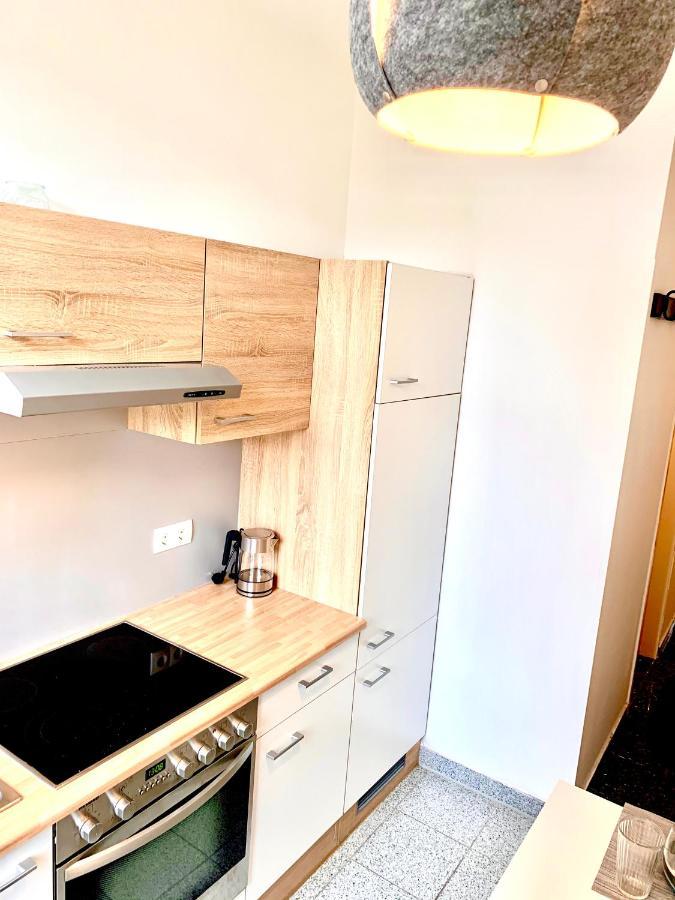 Urban City Retreat - By Nahuen Suites Graz Luaran gambar